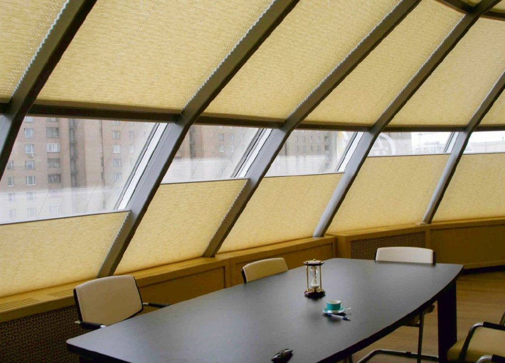 Потолочные плиссе