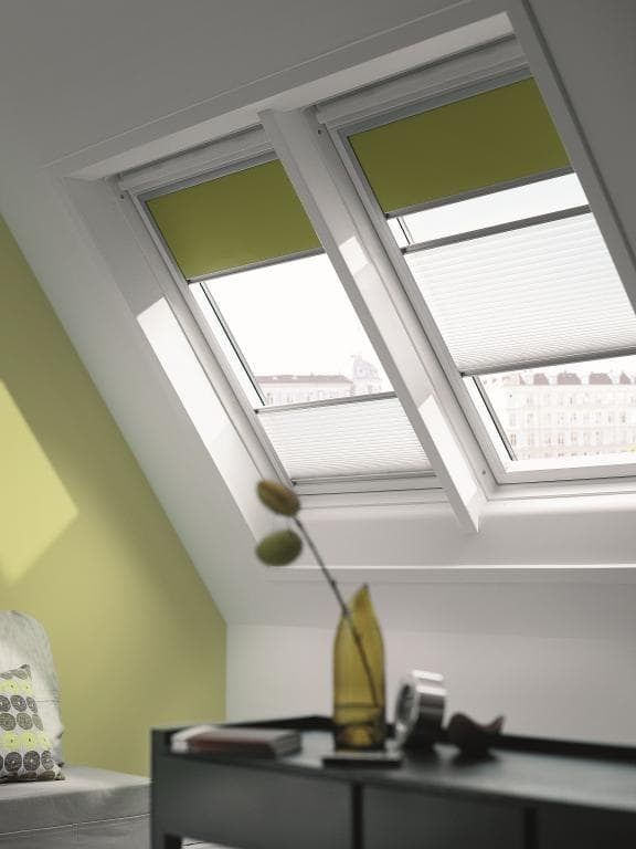 Плиссе на мансардные окна